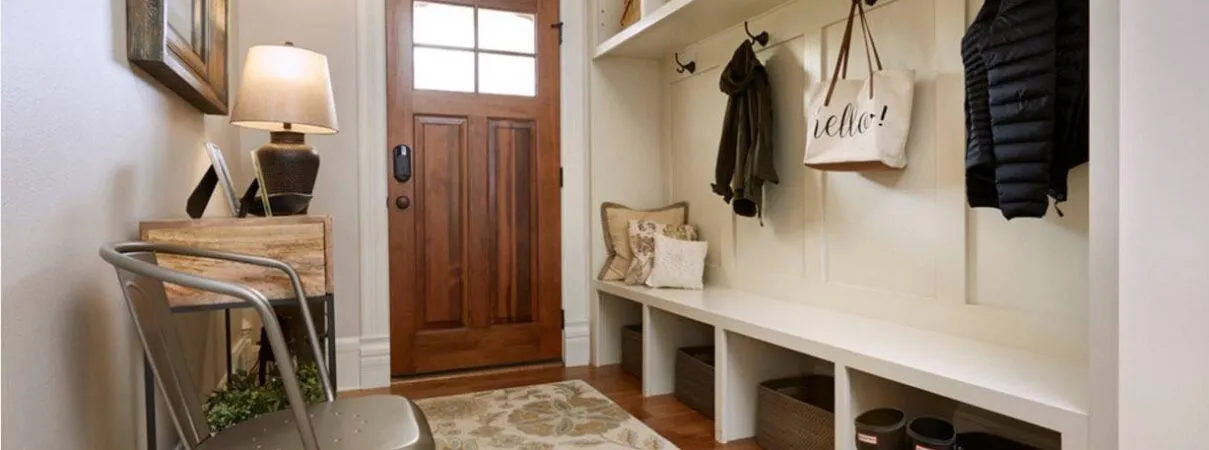 Как создать уютный дизайн маленькой прихожей в квартире