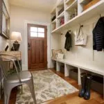 Как создать уютный дизайн маленькой прихожей в квартире