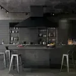 Черная кухня: как создать стильный дизайн и избавиться от мрачности цвета